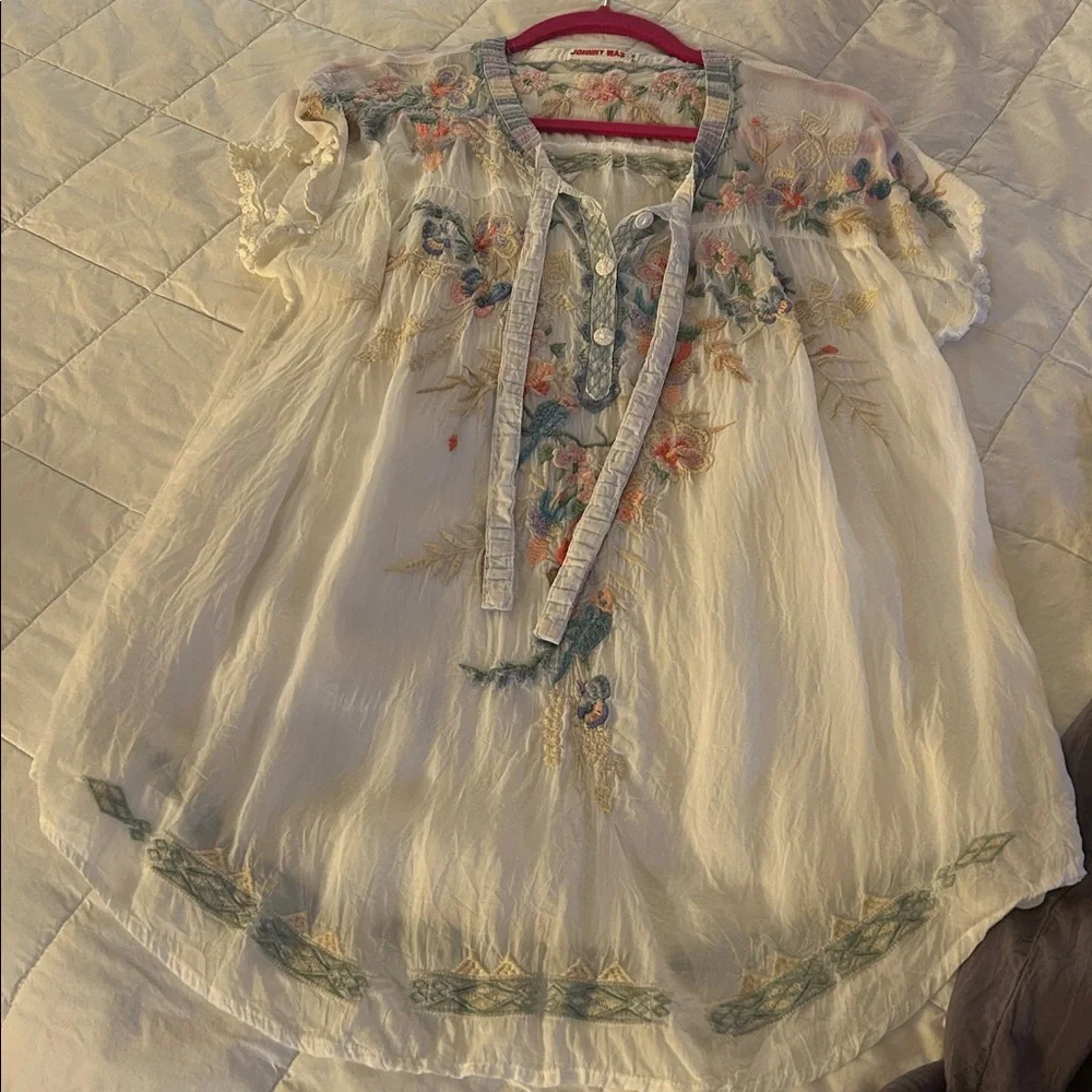 Johnny Was White and Gray Embroidered Boho Blouse (Pair) - Picture 3 of 10